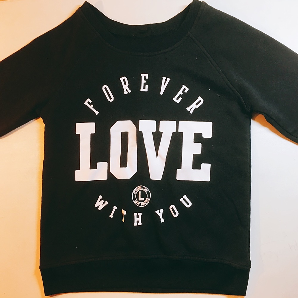 Black//White sweater